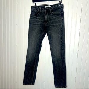 Calvin Klein Jeans Slim Fit Men’s Black Wash Jeans Size W31 L32